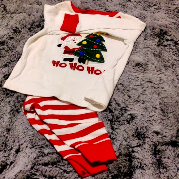 Santa Jammies - Picture 1 of 3